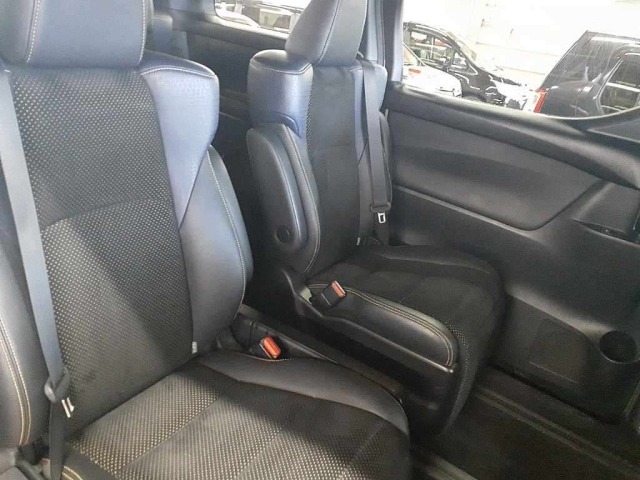 Toyota VELLFIRE 2017 8320983-11