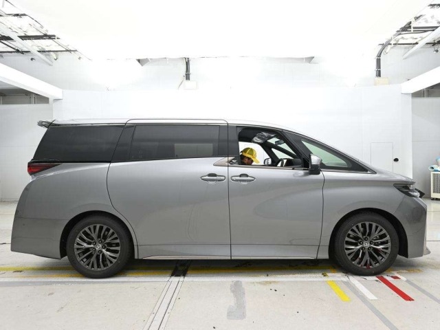 Toyota VELLFIRE 2026 8320986-3