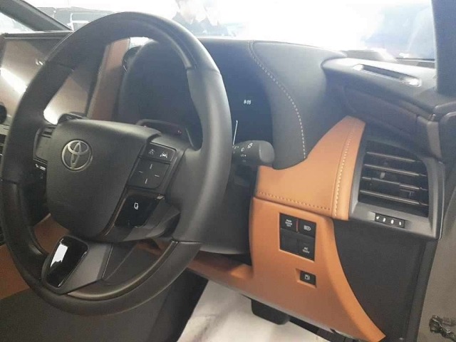 Toyota VELLFIRE 2026 8320986-9