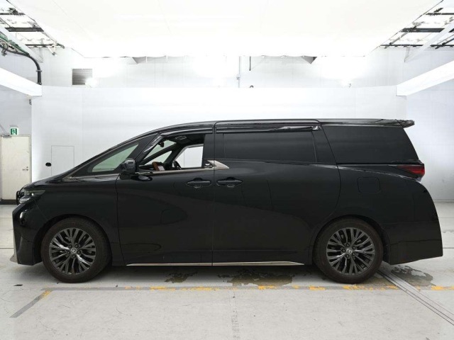 Toyota VELLFIRE 2023 8320993-4