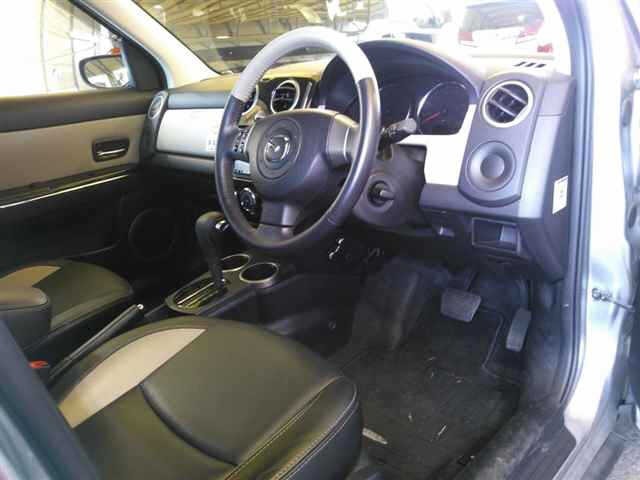Mazda VERISA 2011 8315796-3