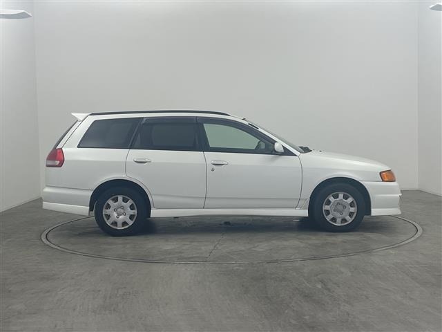 Nissan Wingroad 2000 8322804-21