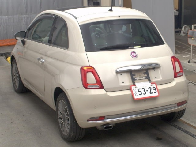 Fiat 500 2018 8325205-1