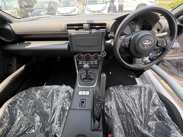 Toyota 86 2026 8332081-15