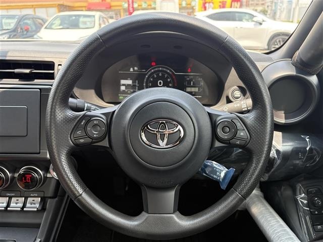 Toyota 86 2026 8332081-17