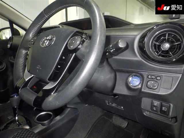 Toyota AQUA 2018 8336184-5