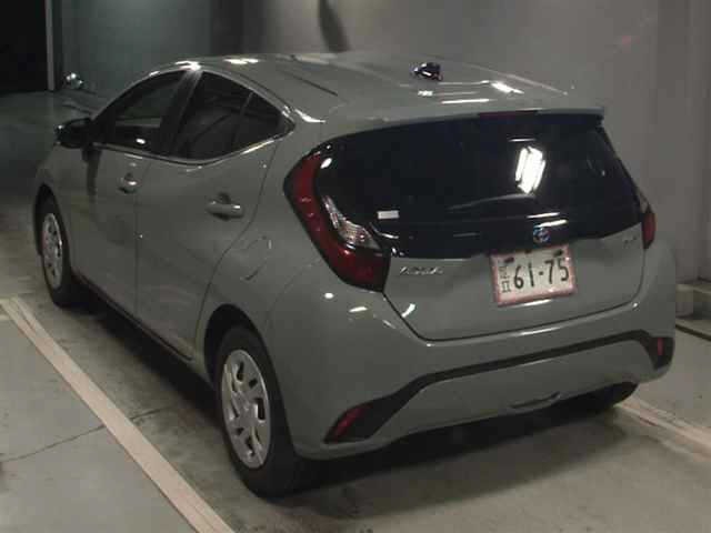 Toyota AQUA 2026 8336210-1