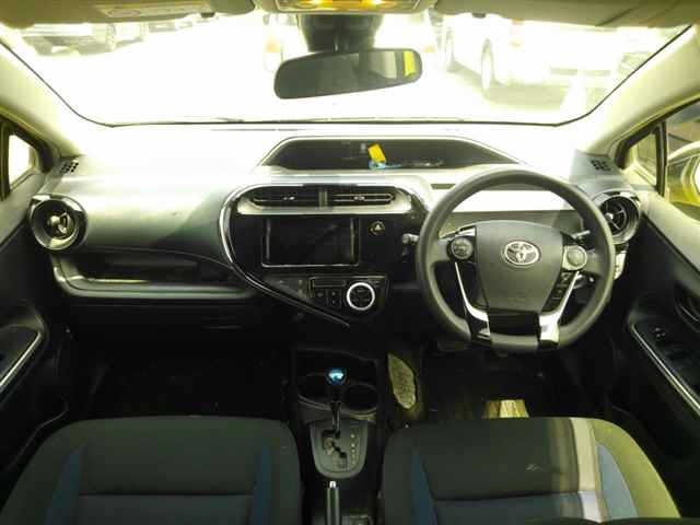 Toyota AQUA 2020 8336225-8