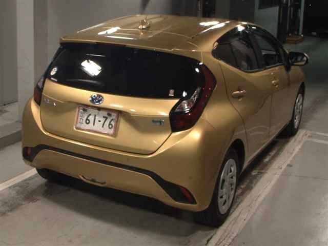 Toyota AQUA 2021 8336226-5