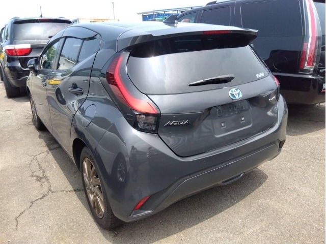 Toyota AQUA 2025 8336458-1
