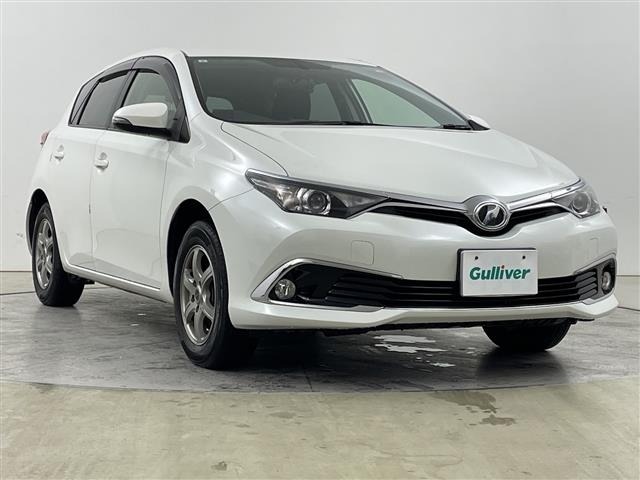 Toyota AURIS 2015 8328456-0