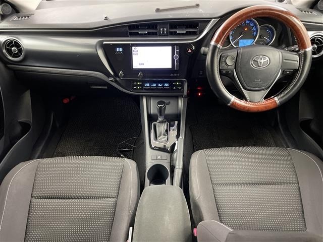 Toyota AURIS 2015 8328456-14
