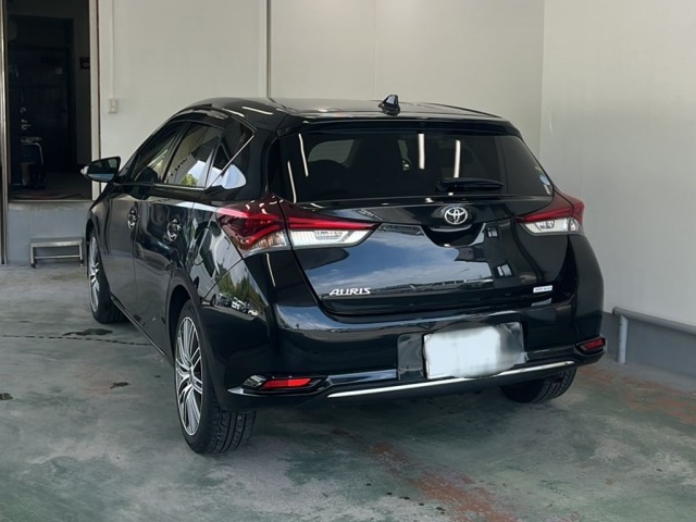 Toyota AURIS 2016 8328457-1