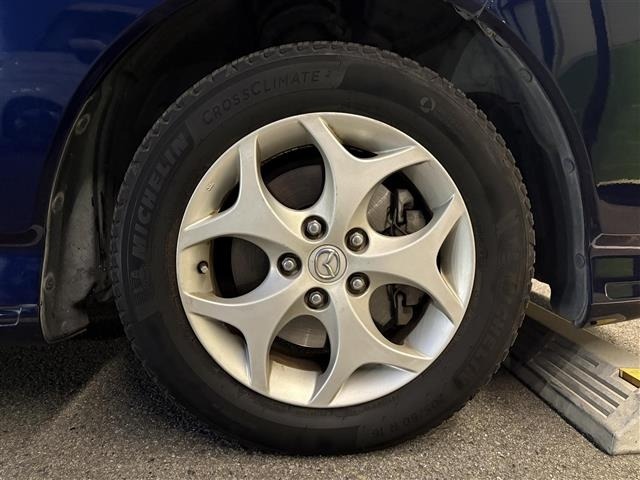 Mazda BIANTE 2011 8324688-2