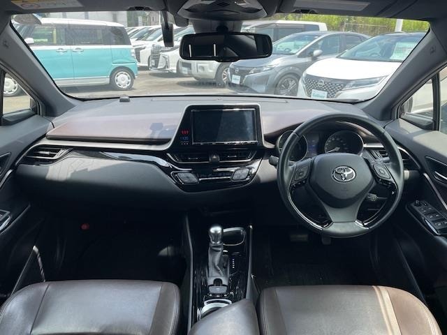 Toyota C-HR 2017 8338822-14