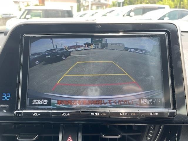 Toyota C-HR 2017 8338822-16