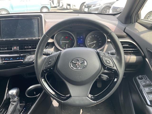 Toyota C-HR 2017 8338822-19