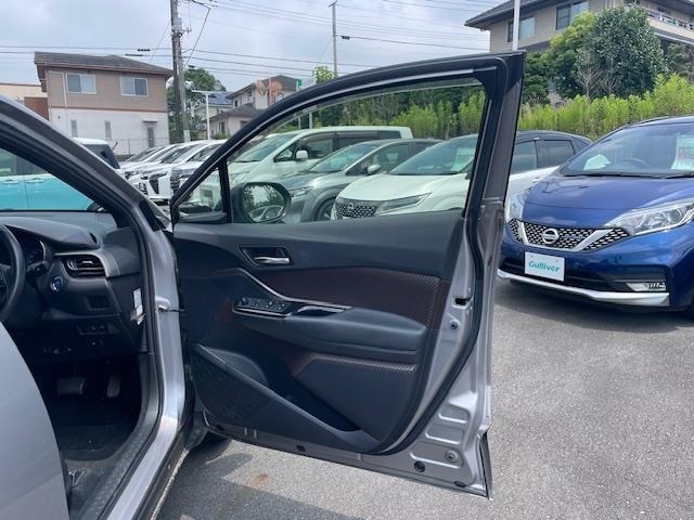 Toyota C-HR 2017 8338822-22