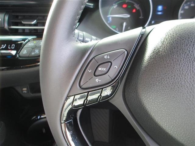 Toyota C-HR 2022 8338835-3