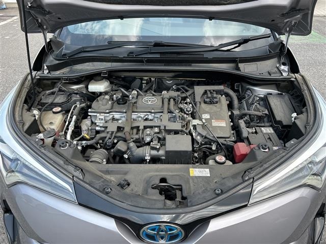 Toyota C-HR 2017 8338836-14