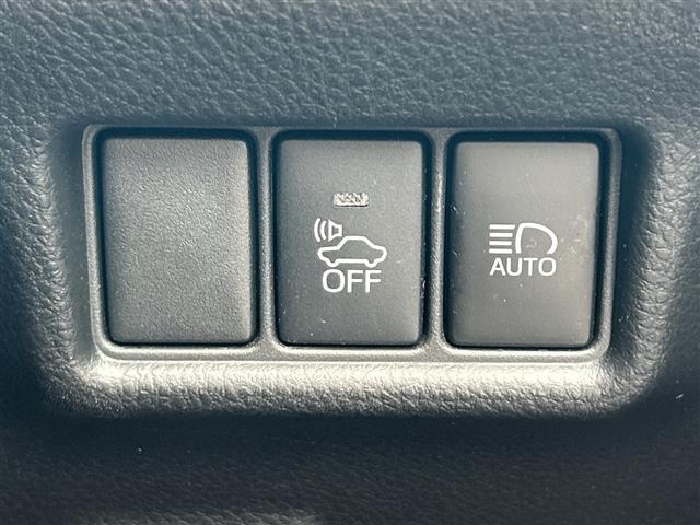 Toyota C-HR 2017 8338836-6
