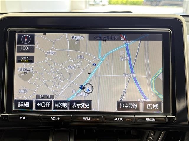 Toyota C-HR 2017 8338838-16