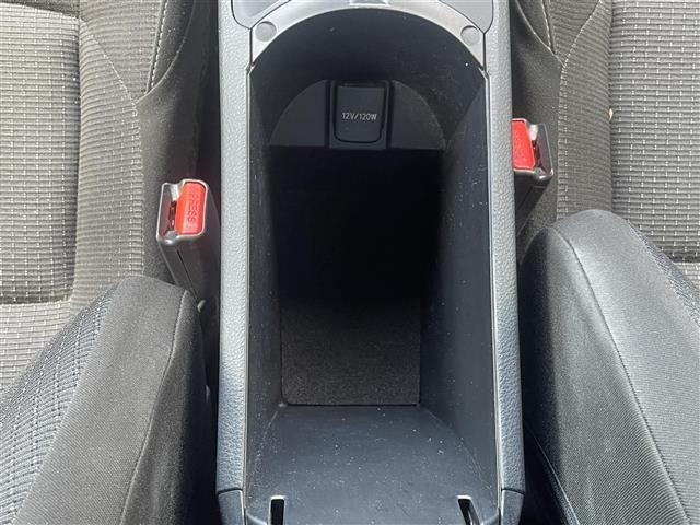 Toyota C-HR 2019 8338839-20