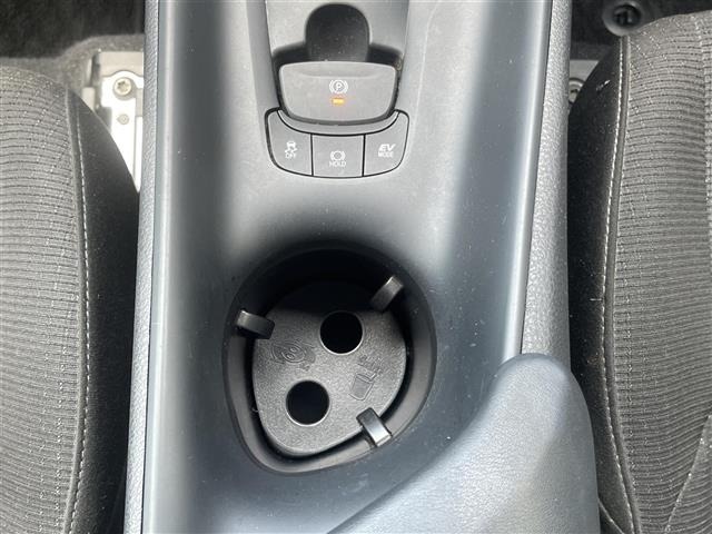 Toyota C-HR 2019 8338839-22