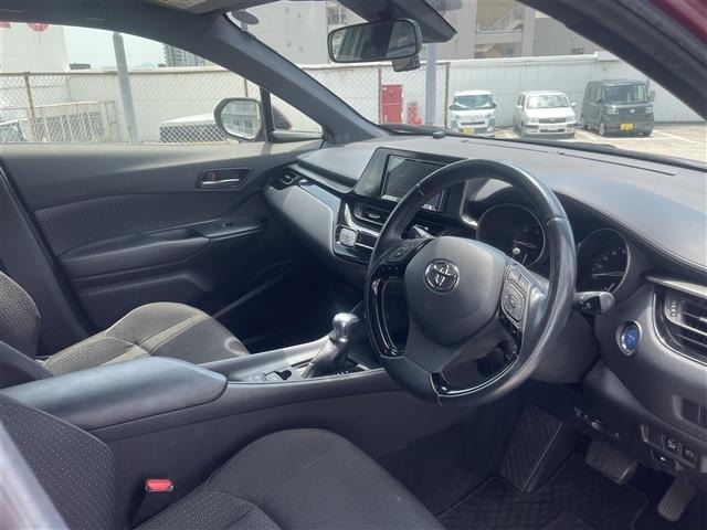 Toyota C-HR 2019 8338839-4