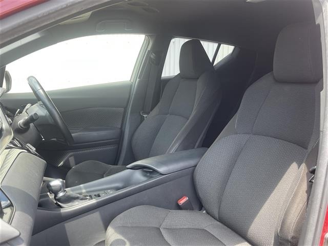 Toyota C-HR 2019 8338839-6