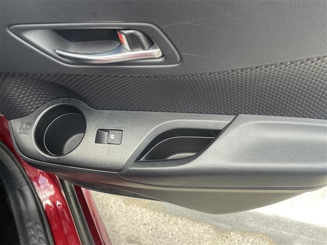Toyota C-HR 2019 8338839-8
