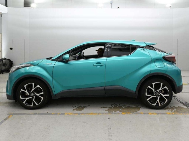 Toyota C-HR 2018 8338841-4