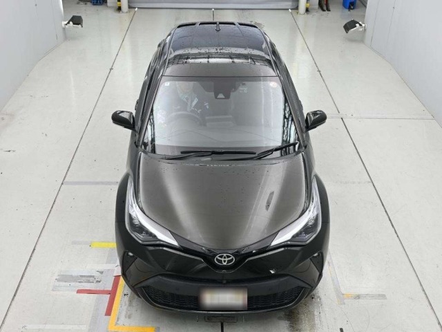 Toyota C-HR 2022 8338843-7