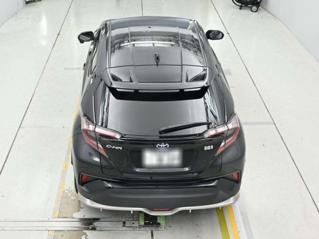 Toyota C-HR 2017 8338844-8