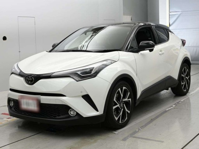 Toyota C-HR 2018 8338845-0
