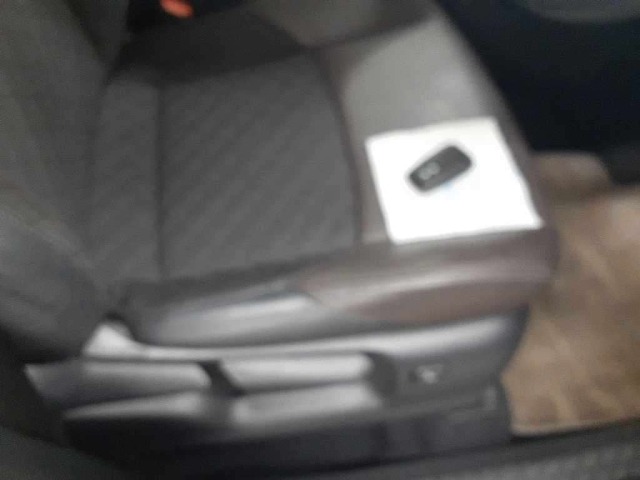 Toyota C-HR 2017 8338846-10