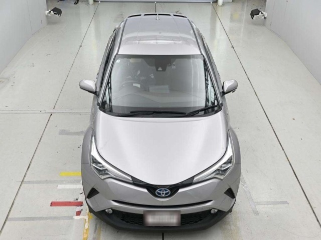 Toyota C-HR 2017 8338846-7