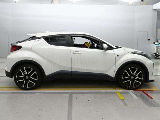 Toyota C-HR 2020 8338847-3