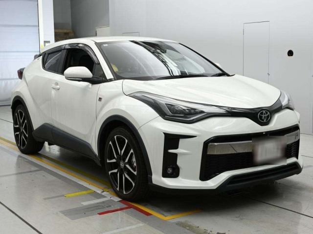 Toyota C-HR 2020 8338847-5