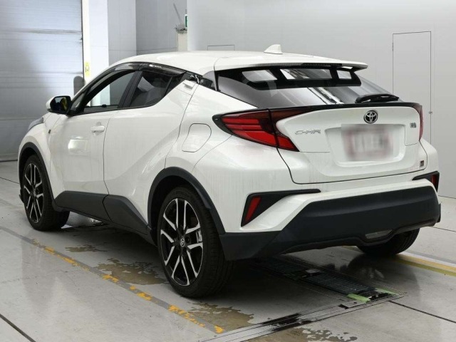 Toyota C-HR 2020 8338847-6