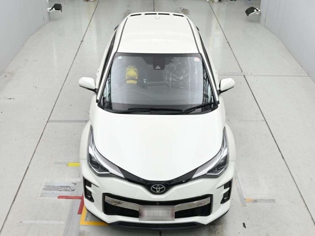 Toyota C-HR 2020 8338847-7