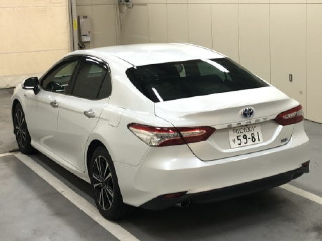Toyota CAMRY 2017 8339202-1