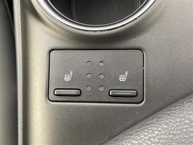 Toyota CAMRY 2022 8339287-12