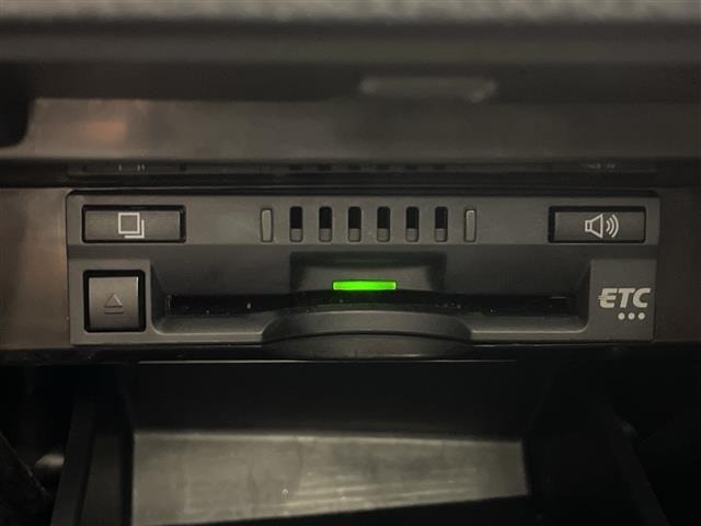 Toyota CAMRY 2017 8339292-10