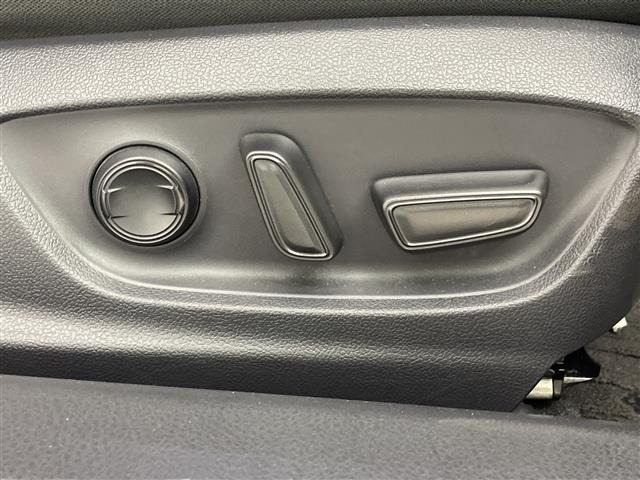 Toyota CAMRY 2017 8339292-12