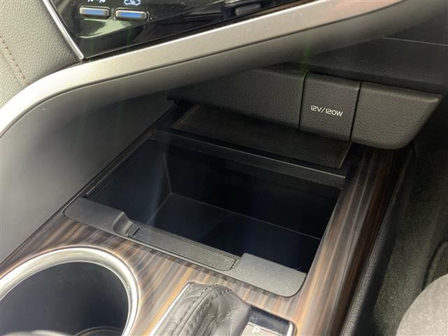 Toyota CAMRY 2017 8339292-9