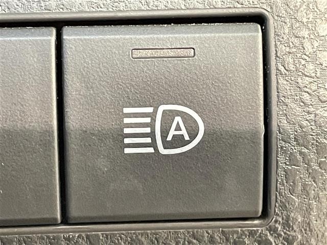 Toyota CAMRY 2018 8339294-9