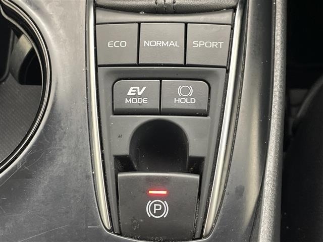 Toyota CAMRY 2019 8339295-18