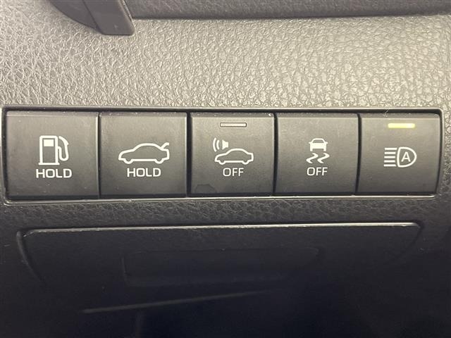 Toyota CAMRY 2019 8339295-19