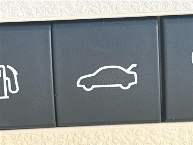 Toyota CAMRY 2017 8339296-2